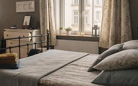 Elpida Apartment